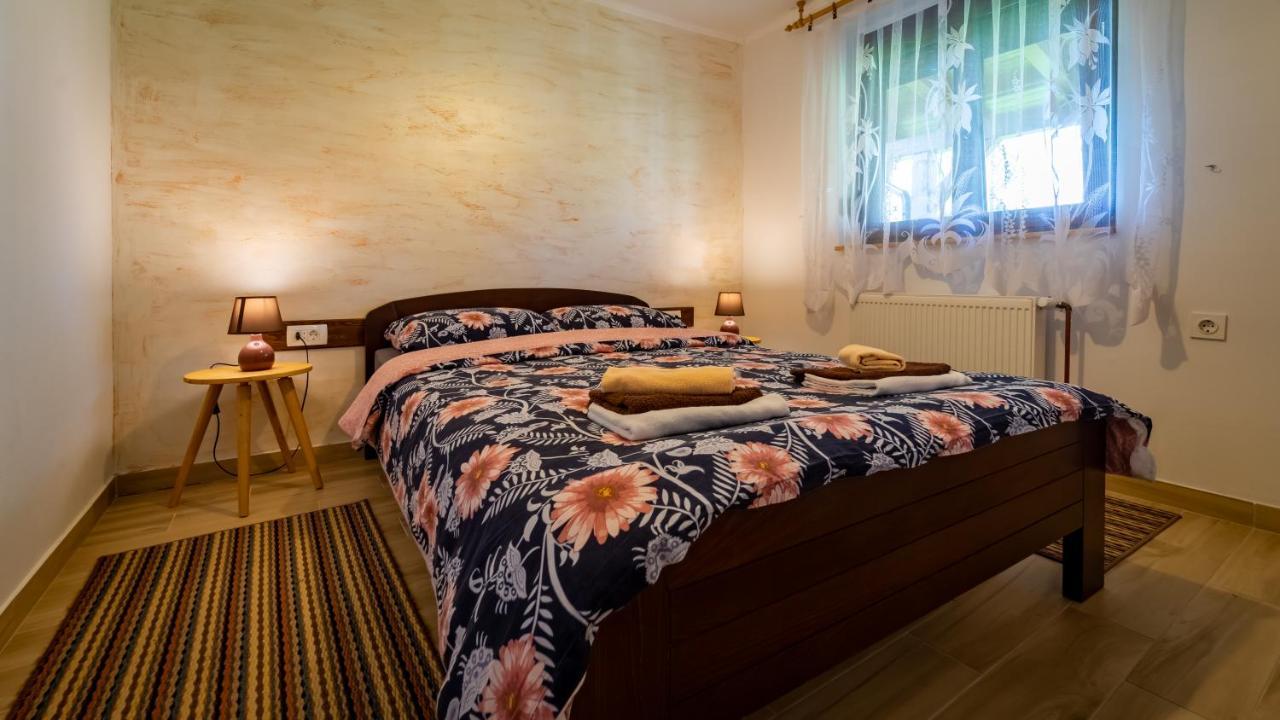 Holiday Home "Sleme" With Jacuzzi, Big Garden And Arbor With Fireplace Skrad 외부 사진